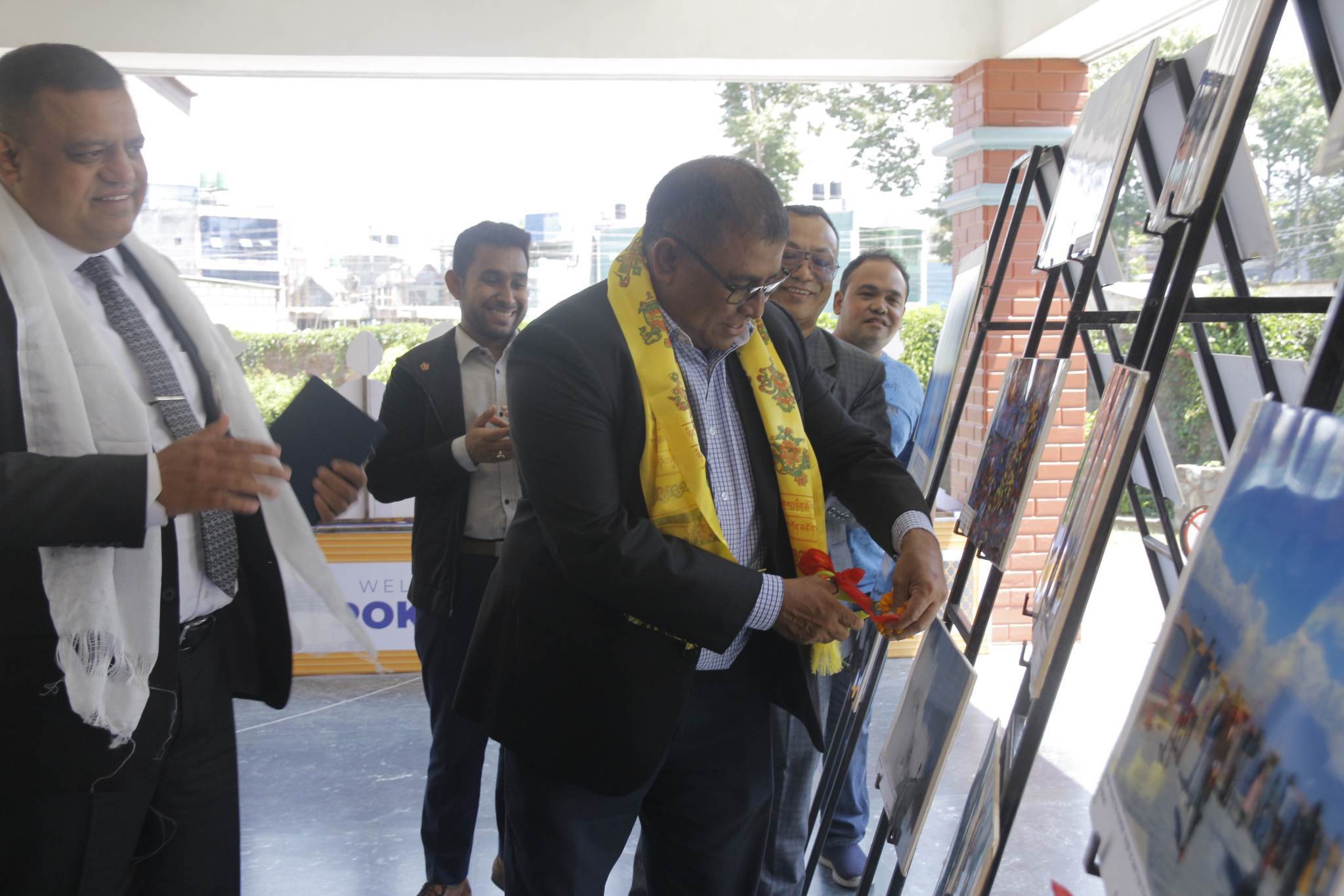 पोखरामा फोटो प्रदर्शनी सुरु, माल्दिभ्सका पर्यटनमन्त्रीले गरे उद्घाटन